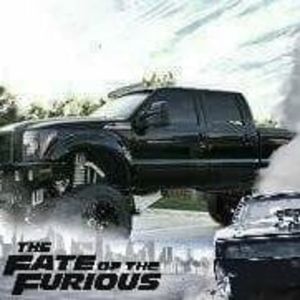 Meet your Posher, Dennis